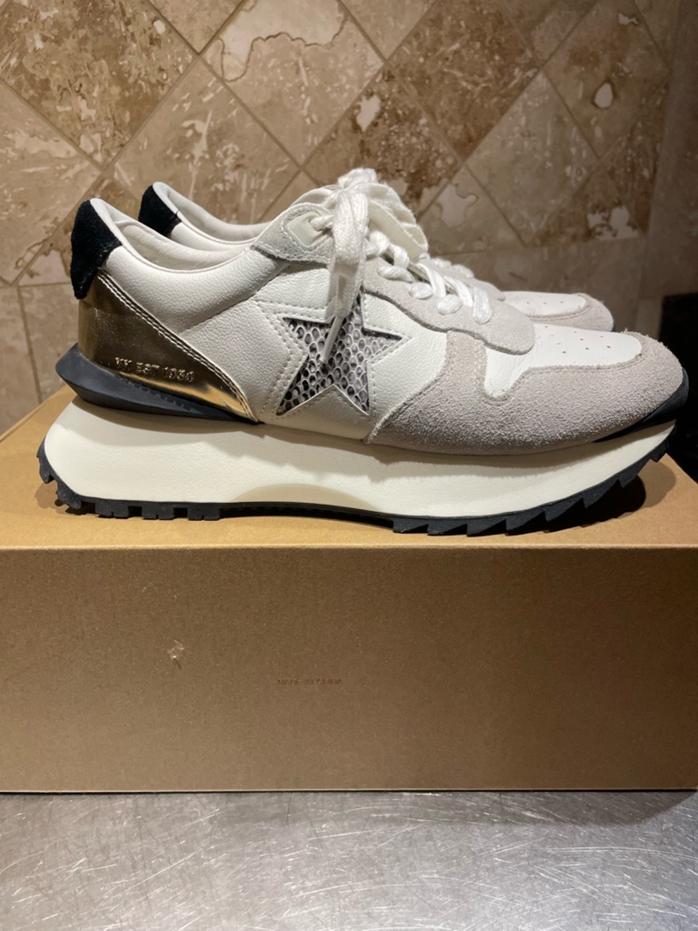Vintage Havana White & Silver Star Platform Sneakers - Picture 3 of 13
